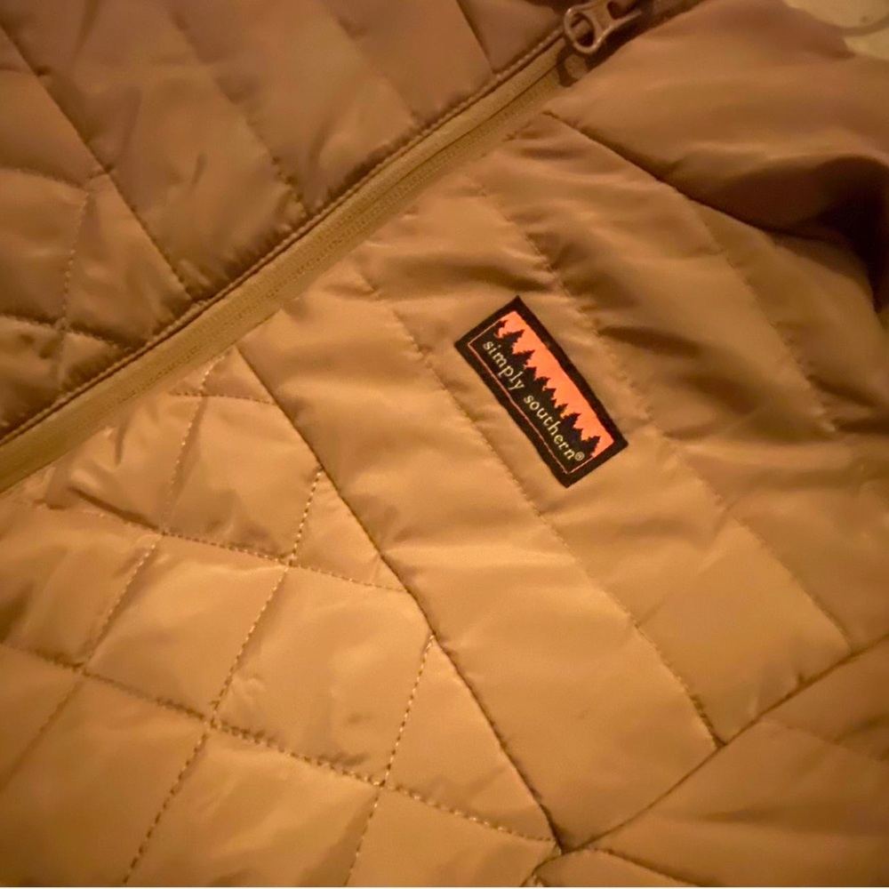 Simply southern lightweight puffer jacket small new condition.